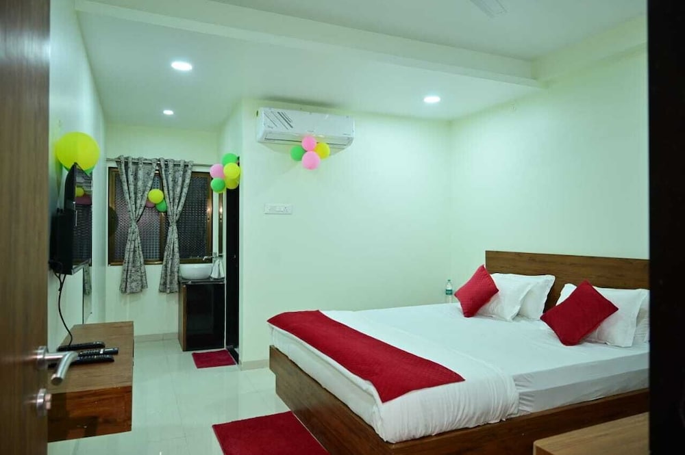 Shelke Mama's Lodging & Resorts