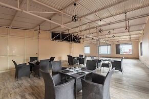Hotel The Pearl By DLS Hotels
