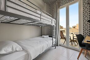 7ATHENS