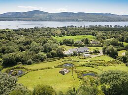 Beechlawn Overlooking Kenmare Bay