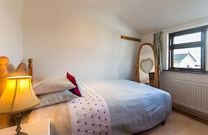 Large House With Adjoining Cottage Close to Waterville