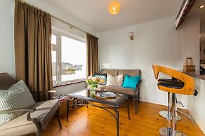 Large House With Adjoining Cottage Close to Waterville