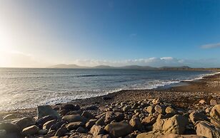 Large House With Adjoining Cottage Close to Waterville