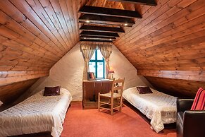 2 Bedroomed Cottage Steps From Kenmare Town