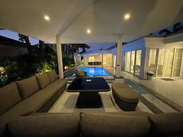 Luxury Pool Villa 510 4BR 8-10 Persons