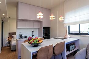 De Sheinkin Suites