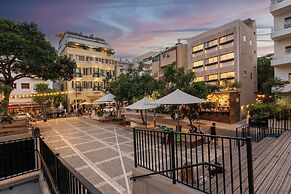 De Sheinkin Suites