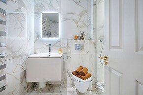 Marble Arch Suites