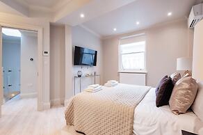 Marble Arch Suites