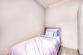 Marble Arch Suites