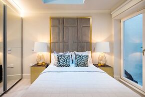 Marble Arch Suites