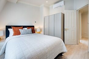 Marble Arch Suites