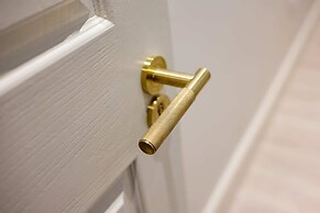 Marble Arch Suites