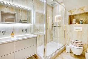 Marble Arch Suites