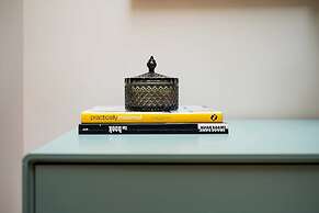 Marble Arch Suites