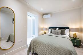 Marble Arch Suites
