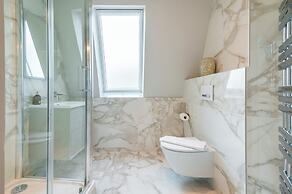 Marble Arch Suites