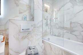 Marble Arch Suites