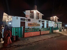Wood Castle Luxury Home Stay