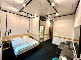 ART HOTEL 158
