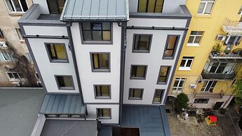 ART HOTEL 158
