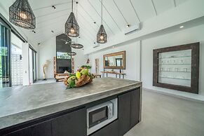 Villa Isyan - 3BR Villa in Canggu