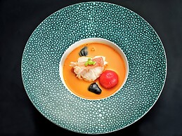 Crowne Plaza Jiangmen Binjiang by IHG