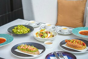 Crowne Plaza Jiangmen Binjiang by IHG