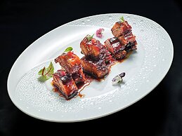 Crowne Plaza Jiangmen Binjiang by IHG