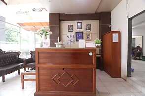 Hotel O Happy 777