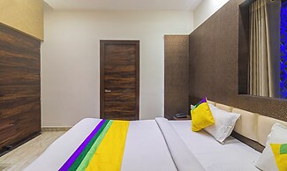 Treebo Shree Anand Dham, Vrindavan