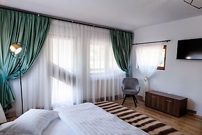La Colțul Castelului Bran Boutique