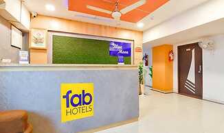 Fabhotel Blue Moon I