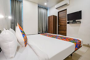 Fabhotel Lotus I