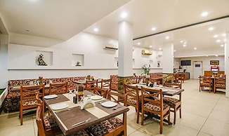 Fabhotel Silver Inn I