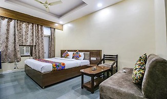 Fabhotel Silver Inn I