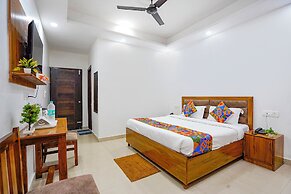 FabHotel Frolic Luxury Stay