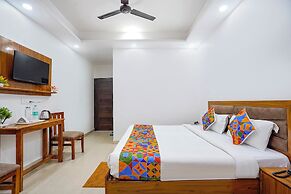 FabHotel Frolic Luxury Stay