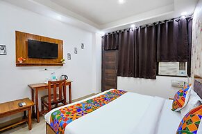 FabHotel Frolic Luxury Stay
