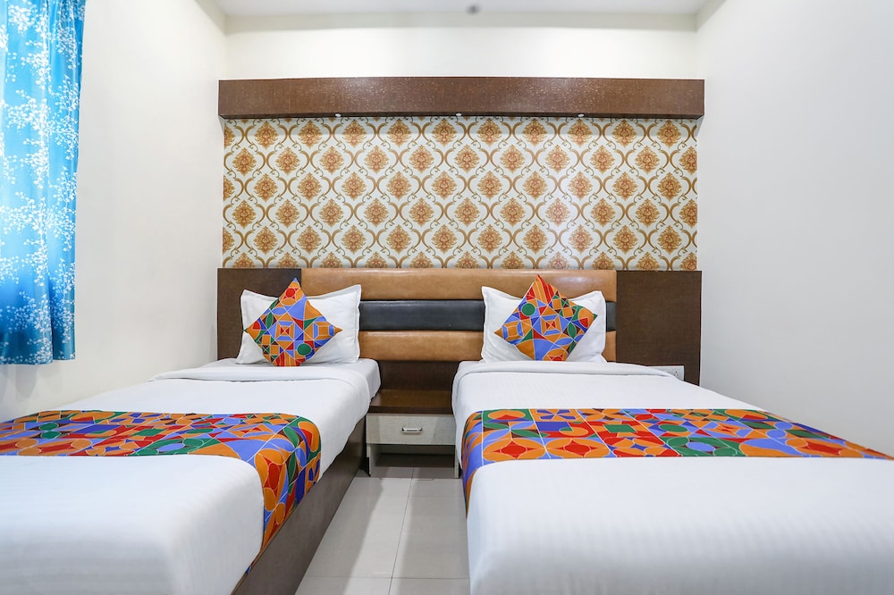 Fabexpress Geeta Palace