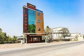 Fabexpress Geeta Palace