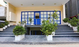 FabExpress Meera Residency