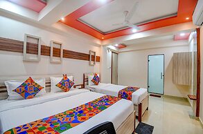 Fabhotel The Lily