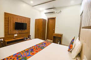 Fabhotel Prime Siddhant Palace