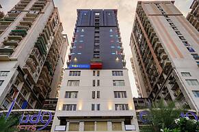 Fabhotel Prime Cloud 9