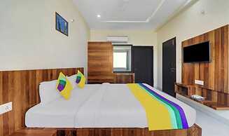 Hotel Ravi Residency
