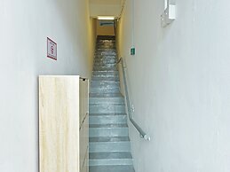 Hotel O S Homestay