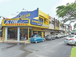 Hotel O S Homestay