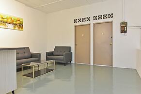 Hotel O S Homestay