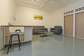 Hotel O S Homestay
